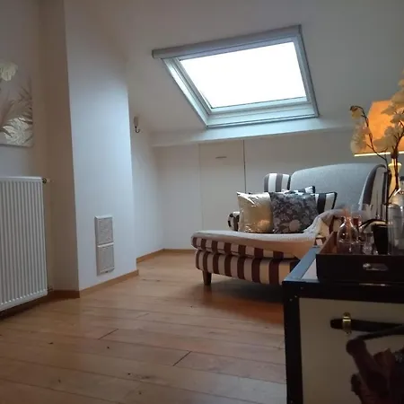 Hof Van Vervoering 4*