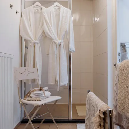 Bed & Breakfast Hof Vervoering 4*