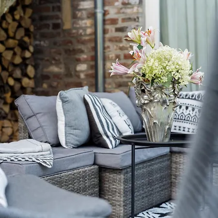 Hof Vervoering 부런