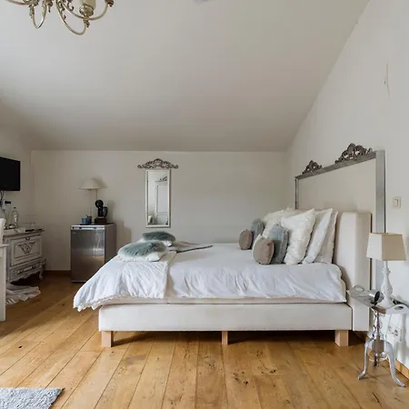 Hof Van Vervoering 4*