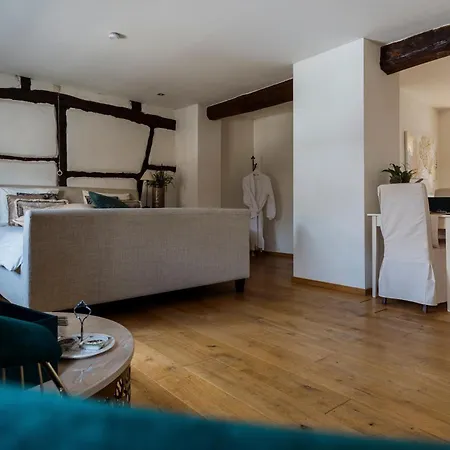 Hof Vervoering Bed & Breakfast Voeren