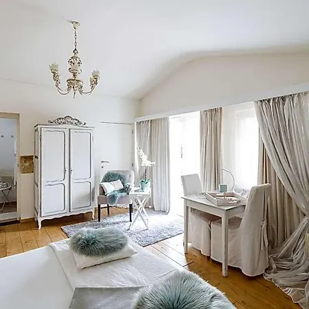 Hof Vervoering Bed & Breakfast Voeren